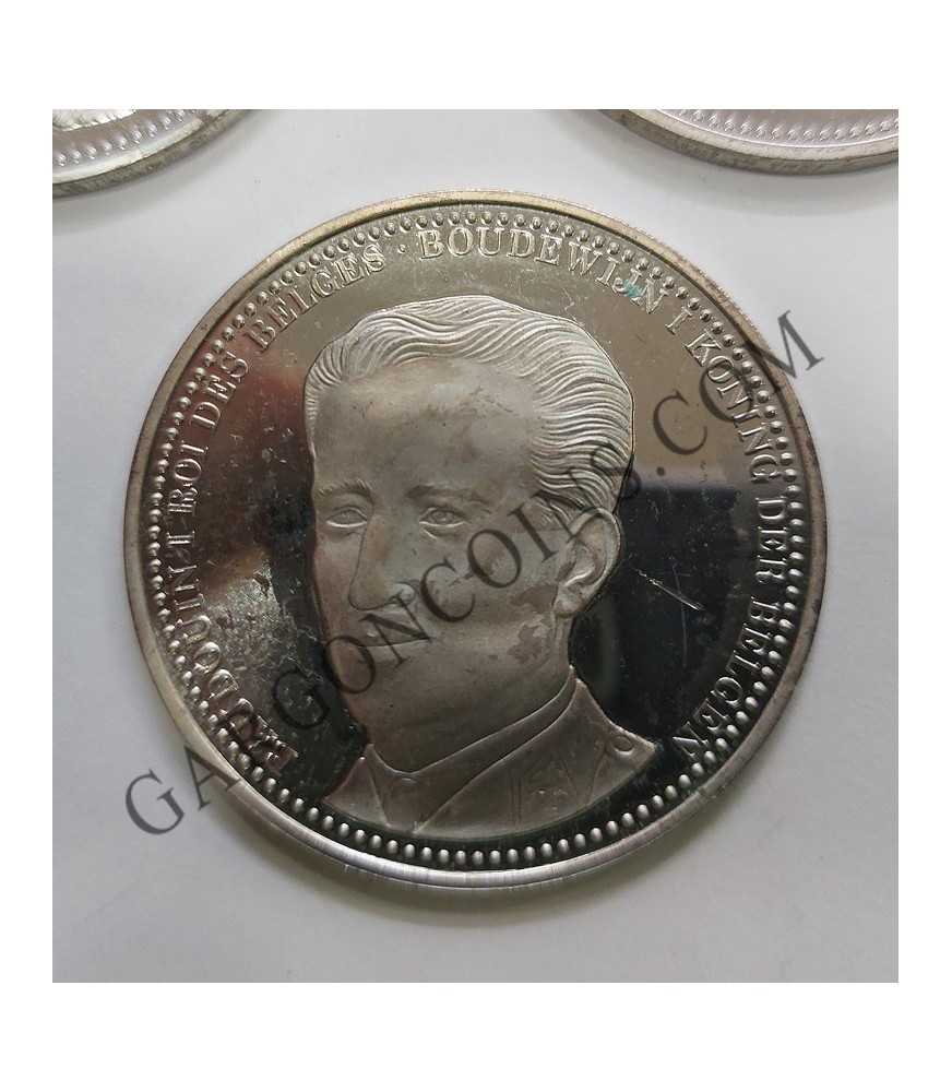 Juego de 5 Medallas de Reyes de Bélgica. Plata silver